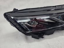 Load image into Gallery viewer, Frontscheinwerfer Skoda Octavia IV 5E4941036 Rechts Scheinwerfer Headlight SCH4209998116ln