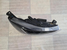 Laden Sie das Bild in den Galerie-Viewer, Frontscheinwerfer Ford Focus NX7B13E014AG Rechts Scheinwerfer Headlight SCH4211847486ix