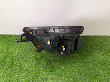 Laden Sie das Bild in den Galerie-Viewer, Frontscheinwerfer Skoda Kamiq 658941016 PLJ1787 Rechts Scheinwerfer Headlight SCH4216187962qq