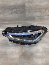 Laden Sie das Bild in den Galerie-Viewer, Frontscheinwerfer Mercedes-Benz A2479064105 LED Links Scheinwerfer Headlight SCH4232957848pq