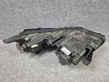 Laden Sie das Bild in den Galerie-Viewer, Frontscheinwerfer Ssangyong I W ZMM92-101000 Links Scheinwerfer Headlight SCH4238311219zw