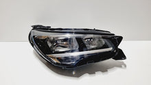 Laden Sie das Bild in den Galerie-Viewer, Frontscheinwerfer Opel Corsa F 9829465380 Rechts Scheinwerfer Headlight SCH4239084686mw