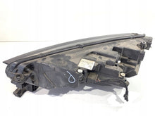 Laden Sie das Bild in den Galerie-Viewer, Frontscheinwerfer Skoda Octavia IV 5E4941016A Rechts Scheinwerfer Headlight SCH4241690159rw