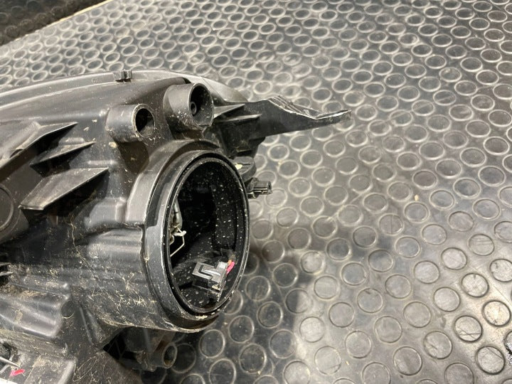 Frontscheinwerfer Ford Ecosport GN15-13W029-JE Rechts Scheinwerfer Headlight SCH4242884505dl