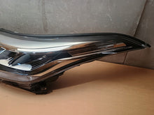 Laden Sie das Bild in den Galerie-Viewer, Frontscheinwerfer Toyota Chr C-Hr 81170-F4180 Links Scheinwerfer Headlight SCH4243769955ag