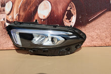 Laden Sie das Bild in den Galerie-Viewer, Frontscheinwerfer Mercedes-Benz W177 A1779063705 LED Links Headlight SCH4246743331wp