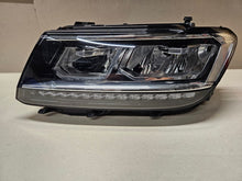 Laden Sie das Bild in den Galerie-Viewer, Frontscheinwerfer VW Tiguan 5NB941035D LED Links Scheinwerfer Headlight SCH4251311600gn
