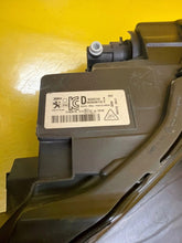 Laden Sie das Bild in den Galerie-Viewer, Frontscheinwerfer Peugeot 2008 II 9833036180 LED Rechts Scheinwerfer Headlight SCH4252422597id