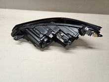 Laden Sie das Bild in den Galerie-Viewer, Frontscheinwerfer VW Golf VIII I 5H1941060L LED Rechts Scheinwerfer Headlight SCH4263200824fj