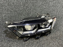 Laden Sie das Bild in den Galerie-Viewer, Frontscheinwerfer VW T-Roc 2GA941035P LED Links Scheinwerfer Headlight SCH4268861641mi