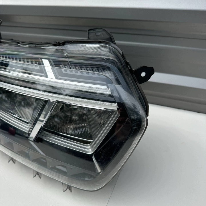 Frontscheinwerfer Dacia Duster 260101613R Rechts Scheinwerfer Headlight SCH4275591050he