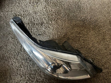 Load image into Gallery viewer, Frontscheinwerfer Toyota Avensis H279HR Xenon Rechts Scheinwerfer Headlight SCH4290358666gk