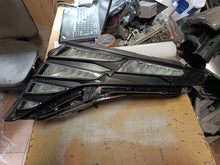 Load image into Gallery viewer, Frontscheinwerfer Hyundai Tucson 92207N7000 Links Scheinwerfer Headlight SCH4292013663hv