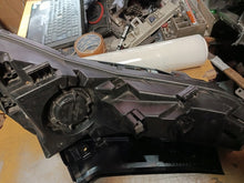 Load image into Gallery viewer, Frontscheinwerfer Hyundai Tucson 92207N7000 Links Scheinwerfer Headlight SCH4292013663hv