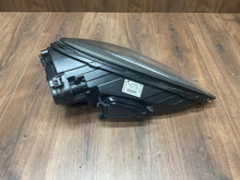 Load image into Gallery viewer, Frontscheinwerfer Porsche Cayenne 7P5941031M Links Scheinwerfer Headlight SCH4298140933gc