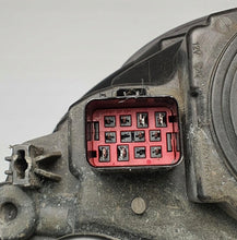 Laden Sie das Bild in den Galerie-Viewer, Frontscheinwerfer Volvo V40 31420007 Xenon Links Scheinwerfer Headlight SCH4298879216sx