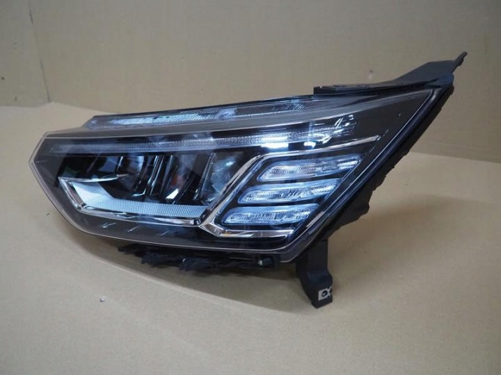 Frontscheinwerfer Ssangyong Korando 8310137200 Links Scheinwerfer Headlight SCH4299019546kl