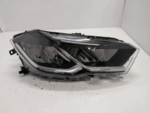 Laden Sie das Bild in den Galerie-Viewer, Frontscheinwerfer VW Polo 2G1941005E 2G1941006E Ein Satz Scheinwerfer Headlight SCH4305047002lp