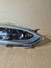 Laden Sie das Bild in den Galerie-Viewer, Frontscheinwerfer Ford Fiesta I L1BB-13E014-EH LED Rechts Scheinwerfer Headlight SCH4314232591ht