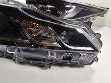 Load image into Gallery viewer, Frontscheinwerfer Toyota Corolla 8115002T31 8111002T31 Ein Satz Headlight SCH4324491052iw