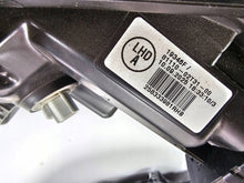 Load image into Gallery viewer, Frontscheinwerfer Toyota Corolla 8115002T31 8111002T31 Ein Satz Headlight SCH4324491052iw