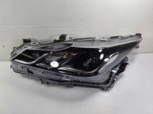 Load image into Gallery viewer, Frontscheinwerfer Toyota Corolla 8115002T31 8111002T31 Ein Satz Headlight SCH4324491052iw
