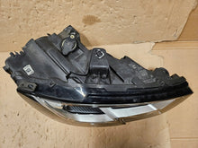 Laden Sie das Bild in den Galerie-Viewer, Frontscheinwerfer Audi A3 8V0941006EQ Xenon Rechts Scheinwerfer Headlight SCH4326879843zj