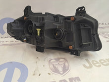 Laden Sie das Bild in den Galerie-Viewer, Frontscheinwerfer Dodge Charger 68541681AA Links Scheinwerfer Headlight SCH4333693246bn