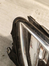 Laden Sie das Bild in den Galerie-Viewer, Frontscheinwerfer VW Passat B8 3G1941005C 3G1941006B Ein Satz Headlight SCH4334411998sq
