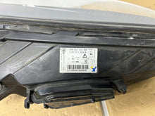 Laden Sie das Bild in den Galerie-Viewer, Frontscheinwerfer Porsche Cayenne 7P5941031BA Xenon Links Scheinwerfer Headlight SCH4343041475hv