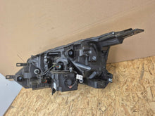 Laden Sie das Bild in den Galerie-Viewer, Frontscheinwerfer Nissan Qashqai I J12 100-8D02G Rechts Scheinwerfer Headlight SCH4344128643ao