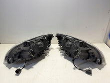 Laden Sie das Bild in den Galerie-Viewer, Frontscheinwerfer Volvo V60 S60 31420253 Ein Satz Scheinwerfer Headlight SCH4347748885ki