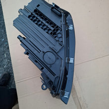 Laden Sie das Bild in den Galerie-Viewer, Frontscheinwerfer VW 57L941060 Rechts Scheinwerfer Headlight SCH4350400854tk