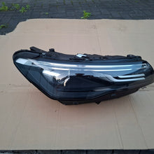 Laden Sie das Bild in den Galerie-Viewer, Frontscheinwerfer VW 57L941060 Rechts Scheinwerfer Headlight SCH4350400854tk