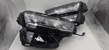 Load image into Gallery viewer, Frontscheinwerfer Skoda Karoq 57B941010 57B941009 LED Ein Satz Headlight SCH4352610327vd