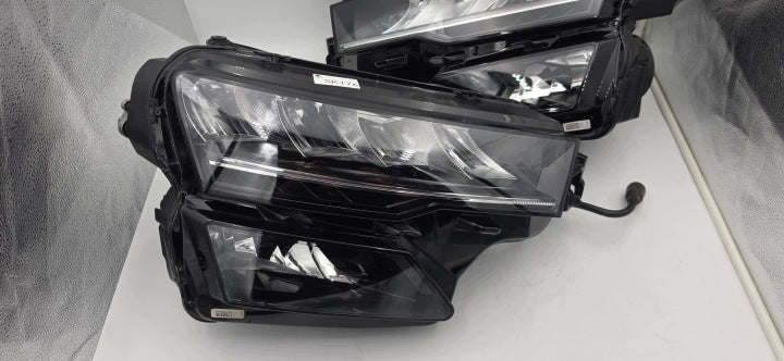 Frontscheinwerfer Skoda Karoq 57B941010 57B941009 LED Ein Satz Headlight SCH4352610327vd