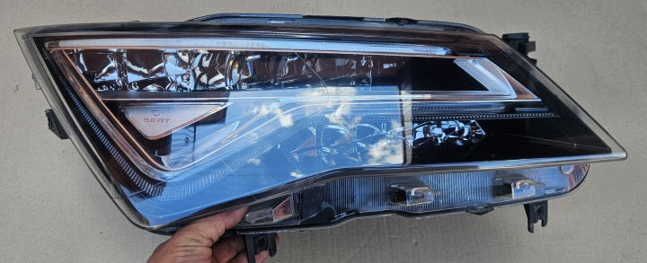 Frontscheinwerfer Seat Ateca 576941008F LED Rechts Scheinwerfer Headlight SCH4354810880cc