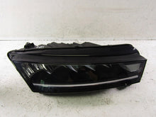 Laden Sie das Bild in den Galerie-Viewer, Frontscheinwerfer Skoda Octavia IV 5E4941016 Rechts Scheinwerfer Headlight SCH4355282121ap