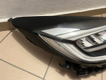 Laden Sie das Bild in den Galerie-Viewer, Frontscheinwerfer Toyota Aygo X 0H-33 Full LED Rechts Scheinwerfer Headlight SCH4364991312xj