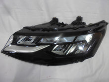 Laden Sie das Bild in den Galerie-Viewer, Frontscheinwerfer VW Transporter 7T1941035C Links Scheinwerfer Headlight SCH4369050069it
