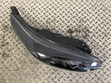 Laden Sie das Bild in den Galerie-Viewer, Frontscheinwerfer Kia Ceed 92102-J7500 Rechts Scheinwerfer Headlight SCH4373462272nd