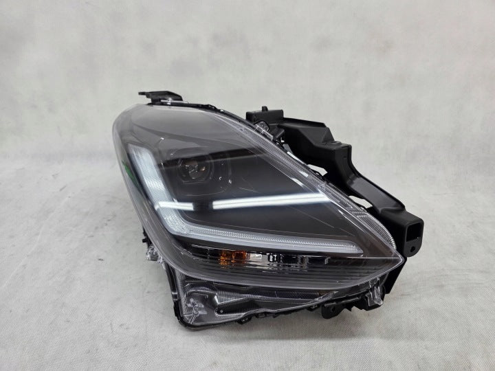 Frontscheinwerfer Suzuki Swift I 148R00 SP148R00 Rechts Scheinwerfer Headlight SCH4374389971dy