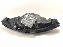Laden Sie das Bild in den Galerie-Viewer, Frontscheinwerfer Nissan II 2506265935 LD46468 R8D2-13W030-EB LED Links SCH4385784718ta