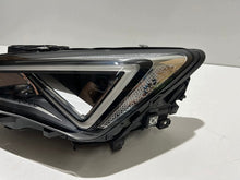 Laden Sie das Bild in den Galerie-Viewer, Frontscheinwerfer Seat Leon 5FB941007G Links Scheinwerfer Headlight SCH4386089876bf