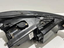 Laden Sie das Bild in den Galerie-Viewer, Frontscheinwerfer Seat Leon 5FB941007G Links Scheinwerfer Headlight SCH4386089876bf