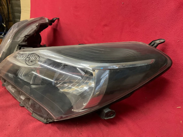 Frontscheinwerfer Toyota Yaris OD-158 Ein Satz Scheinwerfer Headlight SCH4386194724ww