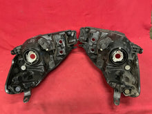 Laden Sie das Bild in den Galerie-Viewer, Frontscheinwerfer Toyota Yaris OD-158 Ein Satz Scheinwerfer Headlight SCH4386194724ww