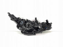 Laden Sie das Bild in den Galerie-Viewer, Frontscheinwerfer Toyota Corolla 81150-02T31 Links Scheinwerfer Headlight SCH4390954420rr