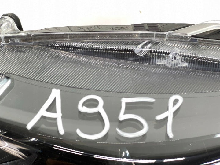 Frontscheinwerfer Toyota Corolla 81150-02T31 Links Scheinwerfer Headlight SCH4390954420rr