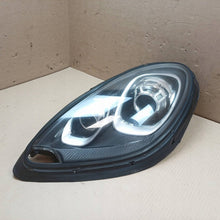 Laden Sie das Bild in den Galerie-Viewer, Frontscheinwerfer Porsche Macan 95B941031BE Links Scheinwerfer Headlight SCH4399405420wd